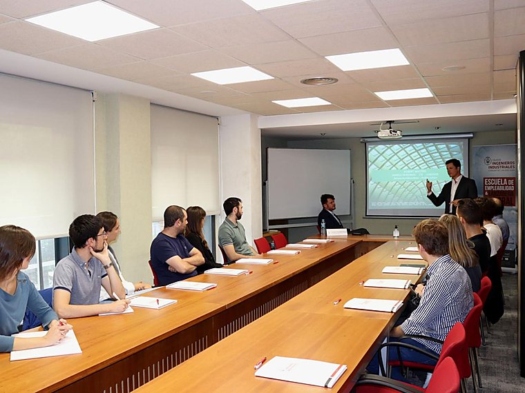 Session on personal branding for engineers